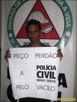/album/galeria-de-fotos/malandro-tirando-onda-com-policia-civil-2-jpg/